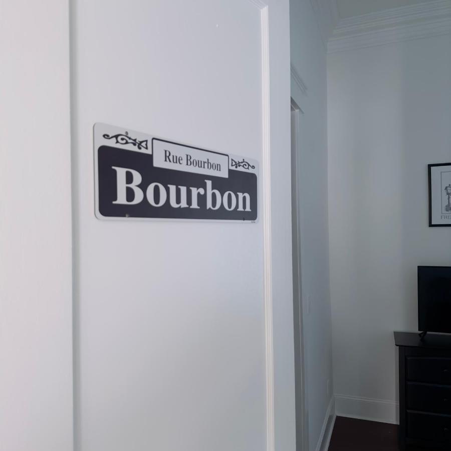 The Historic Bourbon Suit Walk To French Quarter 뉴올리언스 외부 사진